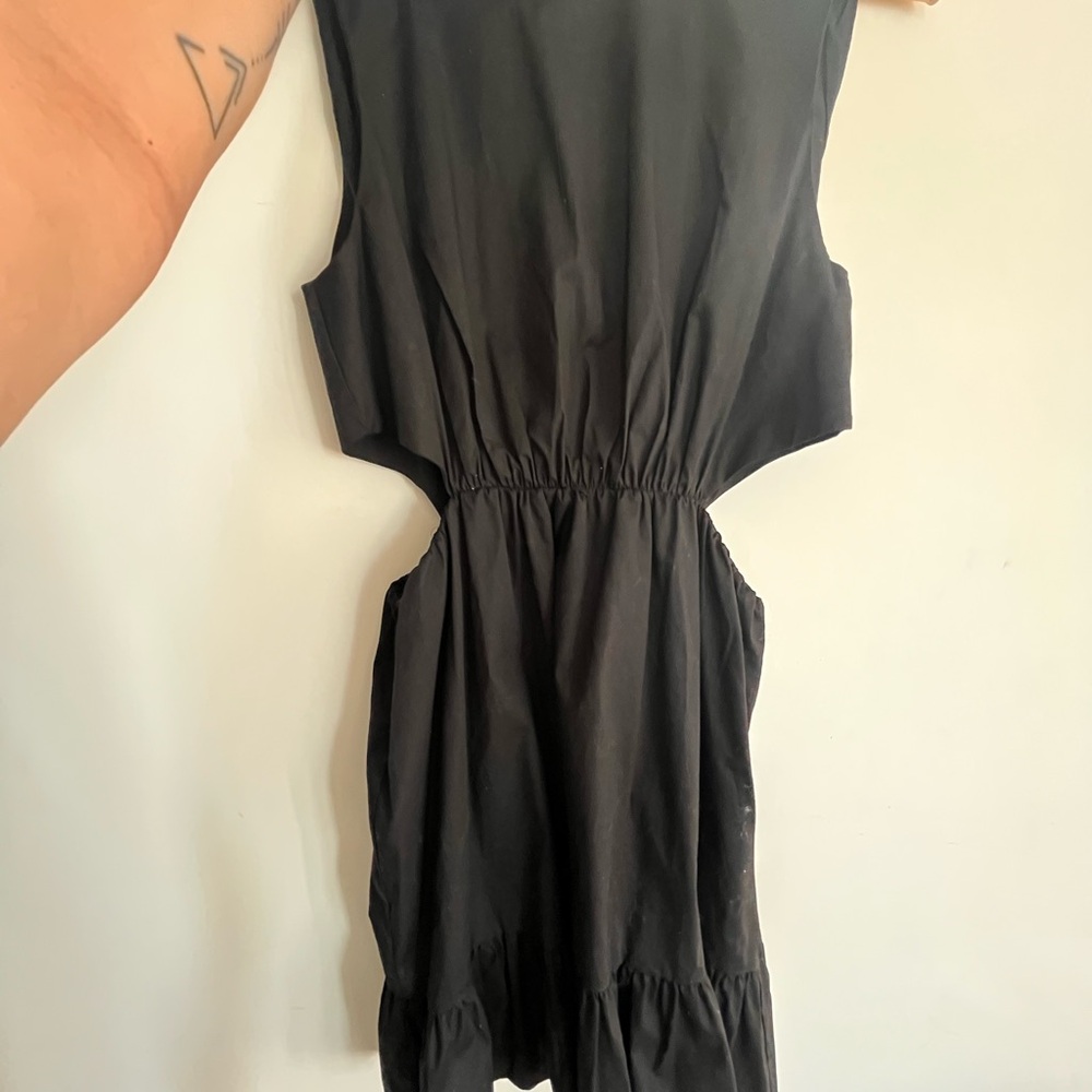 NWT Wayf Black Backless Dress Size M side cut out bottom ruffle trim